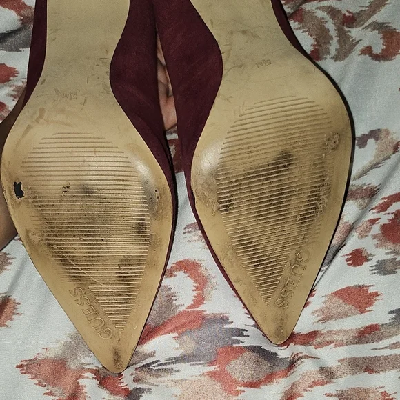 Guess Women's Heels EUC - Picture 7 of 8